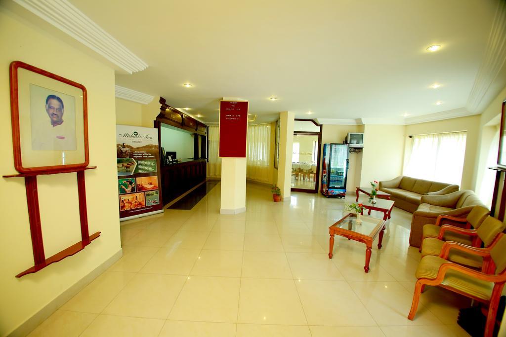 Michaels Inn Теккади Экстерьер фото