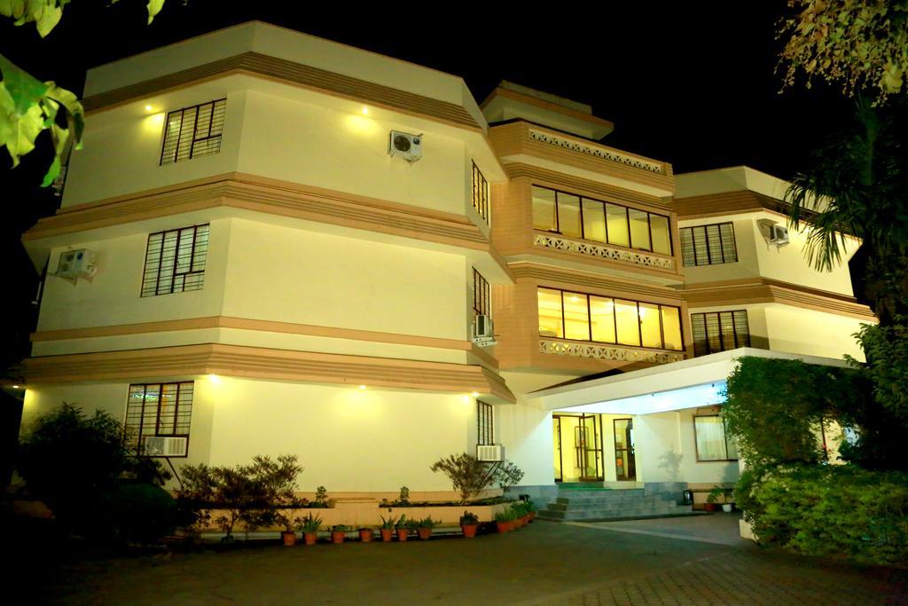 Michaels Inn Теккади Экстерьер фото